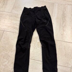 Jack Wolfskin Black Outdoor Pants Size Small Outdoors Zippers Hiking Adventure